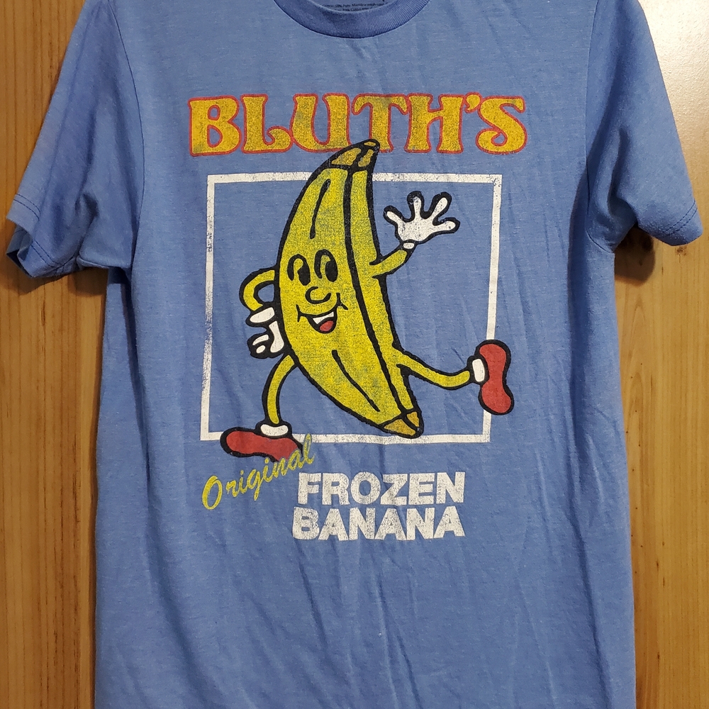 Arrested Development T-Shirt with Bluth Frozen Banana Print